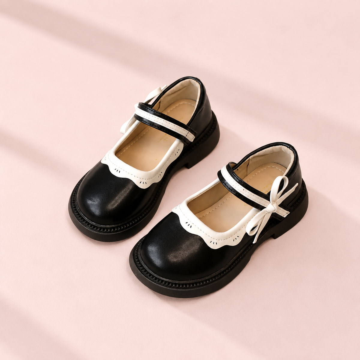 Scalloped Bow Vintage Mary Janes